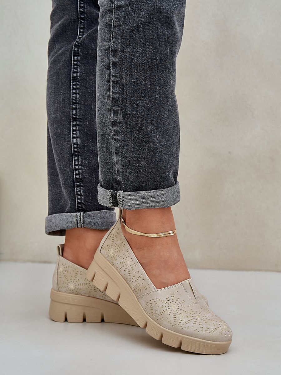 Buskin low shoes model 208430 Step in style