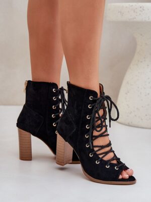 Heel sandals model 209931 Step in style