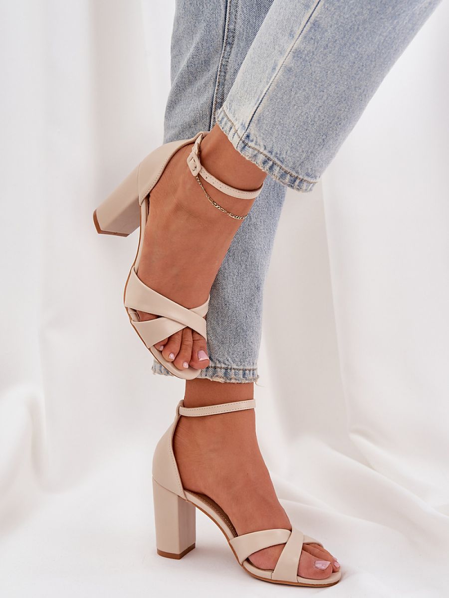 Heel sandals model 210143 Step in style