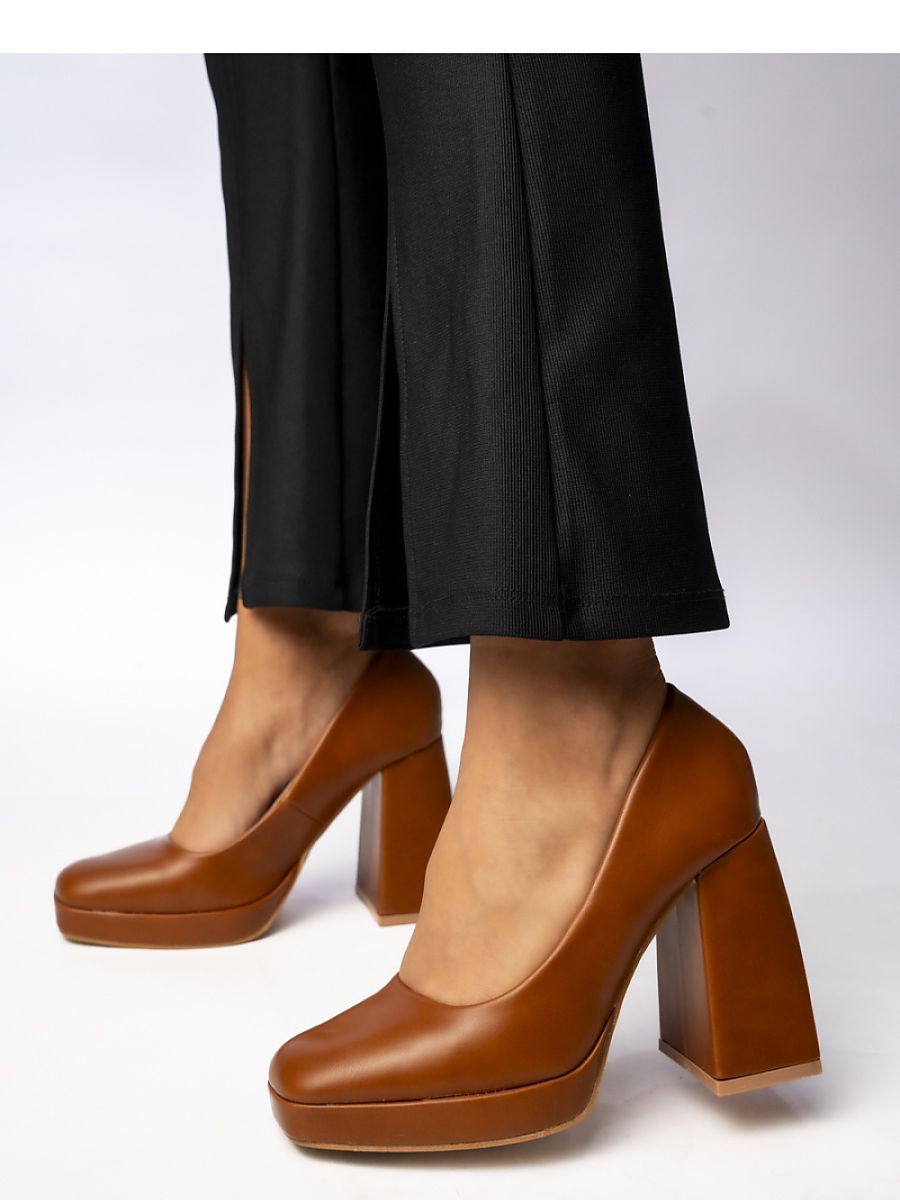 Block heel pumps model 210549 Inello – Bild 2