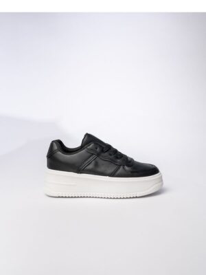 Sport Shoes model 210575 Inello