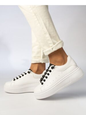 Sport Shoes model 210582 Inello