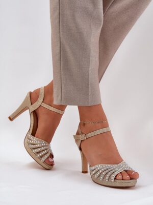 Heel sandals model 210697 Step in style