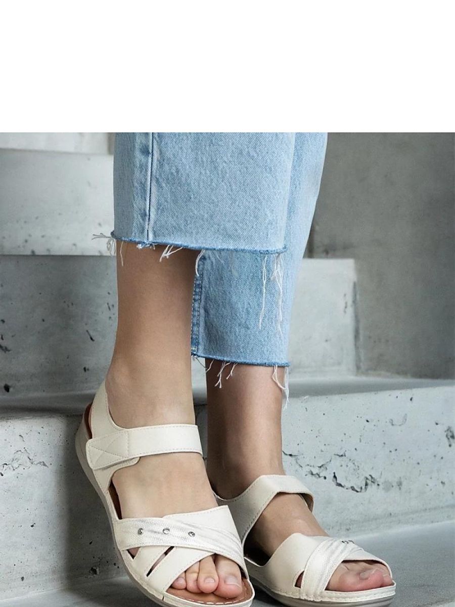 Sandals model 212074 PRIMO