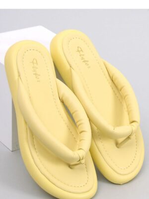 Japanese flip-flops model 179882 Inello