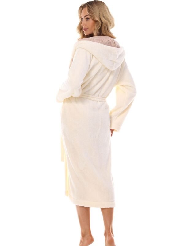 Bathrobe model 206069 L&L collection - Image 3